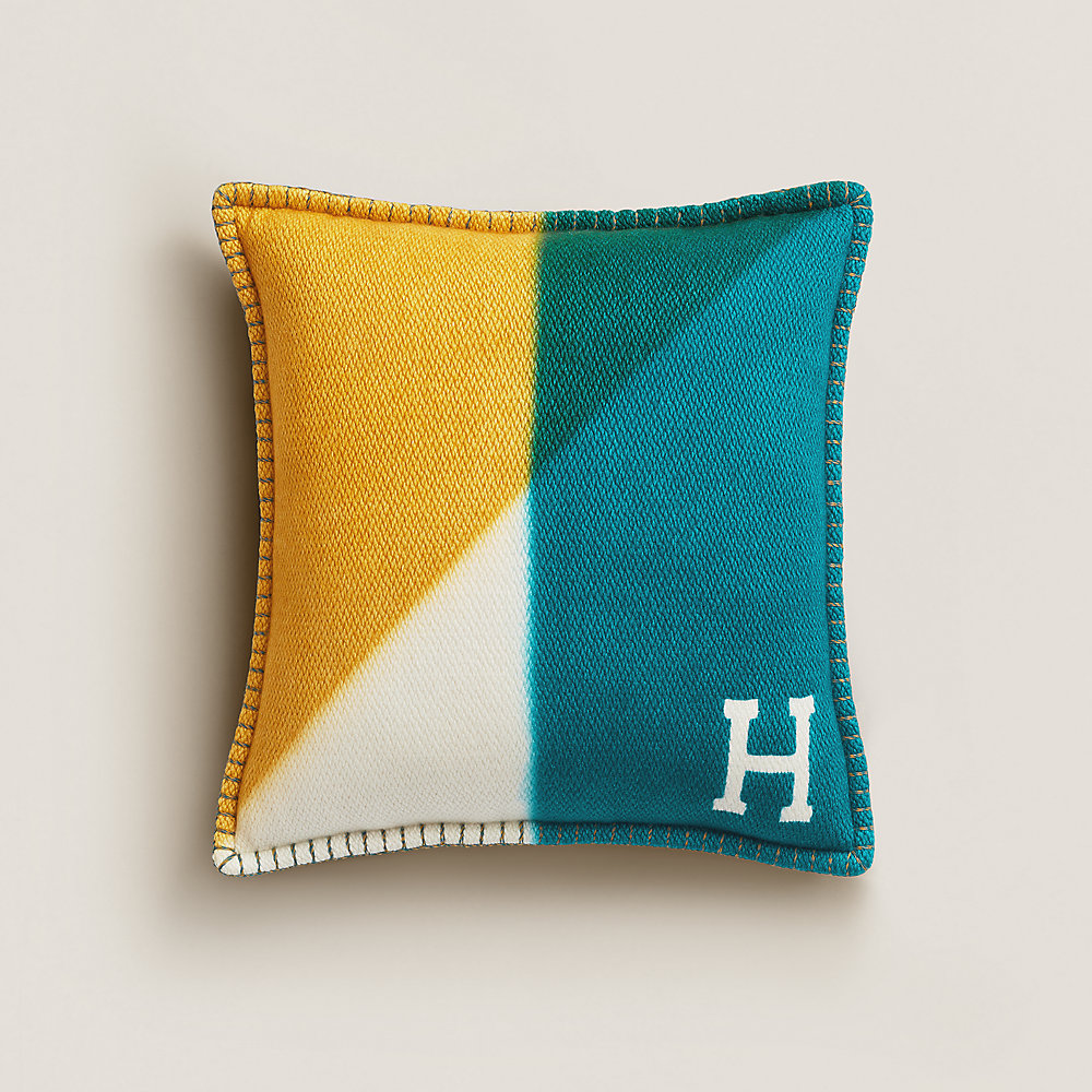Avalon Tangram pillow | Hermès Norway